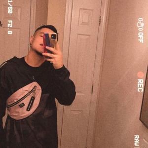 Meet your Posher, Tomas alejandro